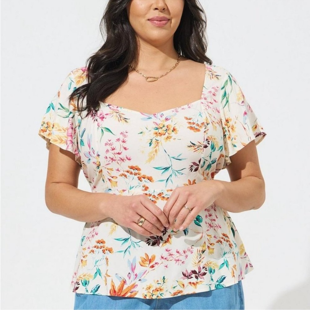 NWT Torrid size 3 peplum Challis sweetheart flutter sleeve blouse
